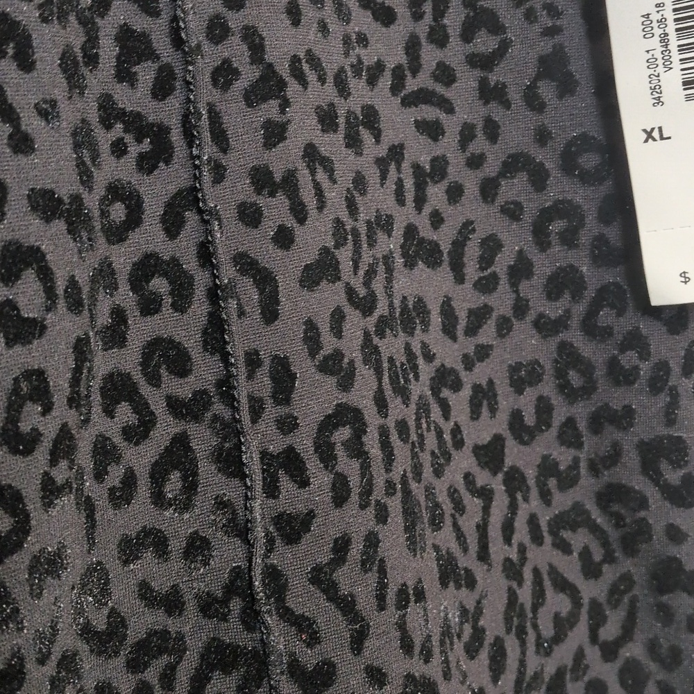 Old Navy Stevie Pants Size XL NWT, Black Velvet Leopard Print - Picture 6 of 9